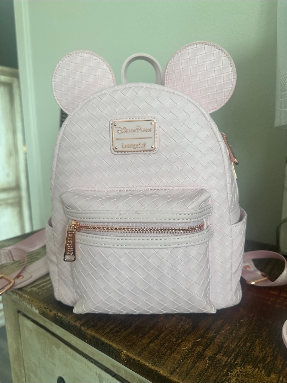 Disney Loungefly Pink Minnie Mouse Backpack with Matching Ears Disney - Picture 3 of 9